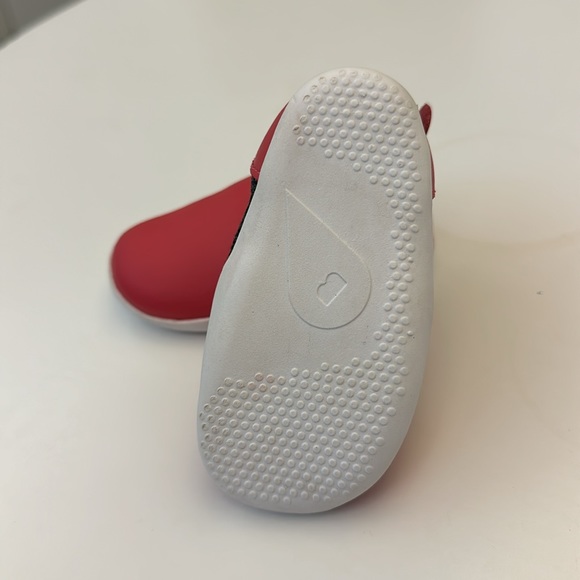 BOBUX  Step Up Podiatrist Approved little princess shoes color dark pink - Picture 4 of 4